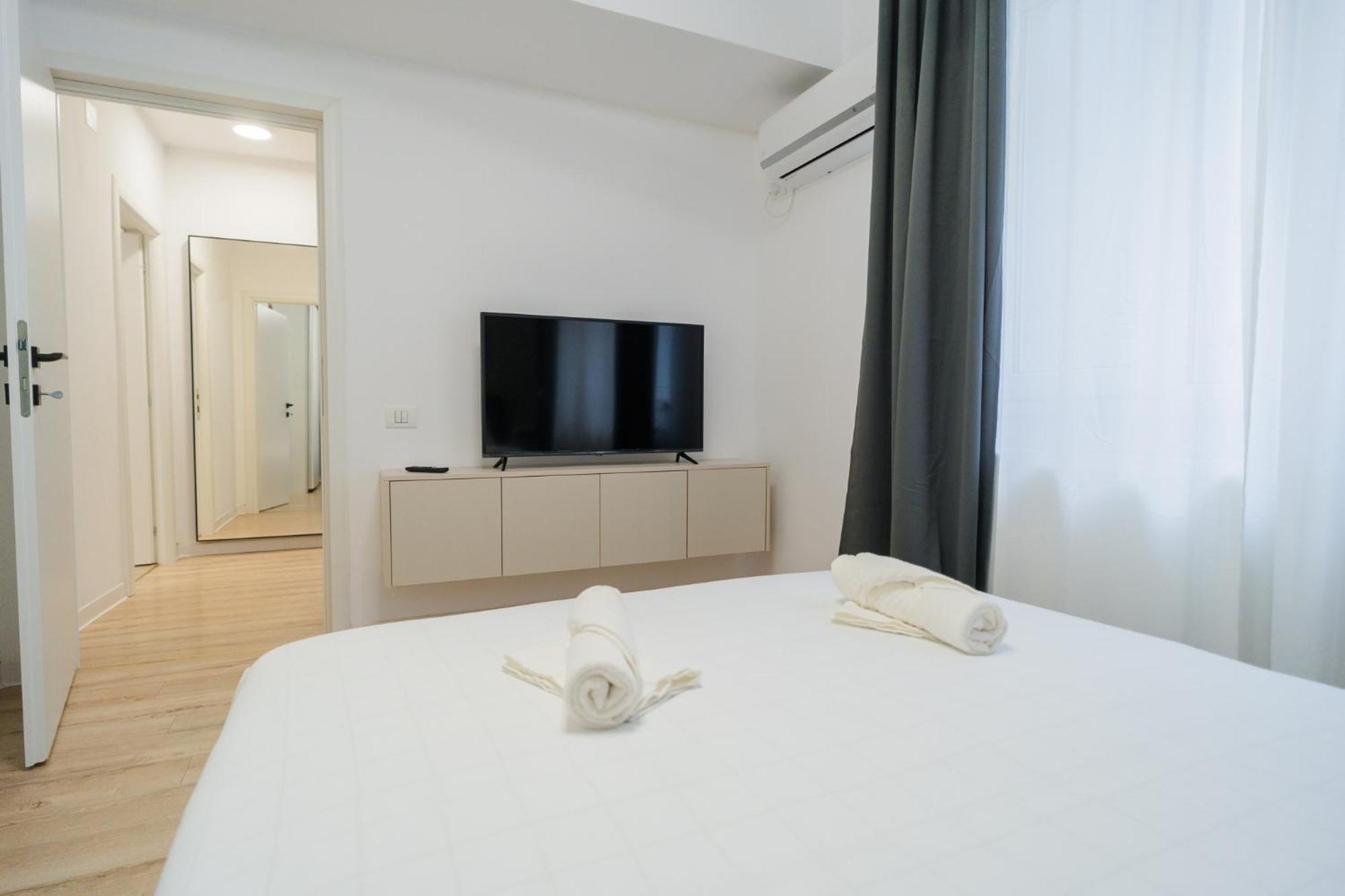 Elegant Gem Victoriei Avenue Leilighet Bucureşti Eksteriør bilde